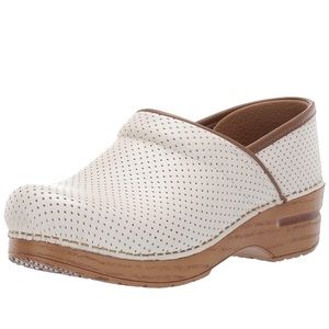 DANSKO Women’s Perforated Ivory Shoes size 8.5-9